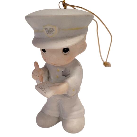 Precious Moments Trust And Obey Vintage Christmas Ornament 1986 Police Officer - Picture 1 of 8